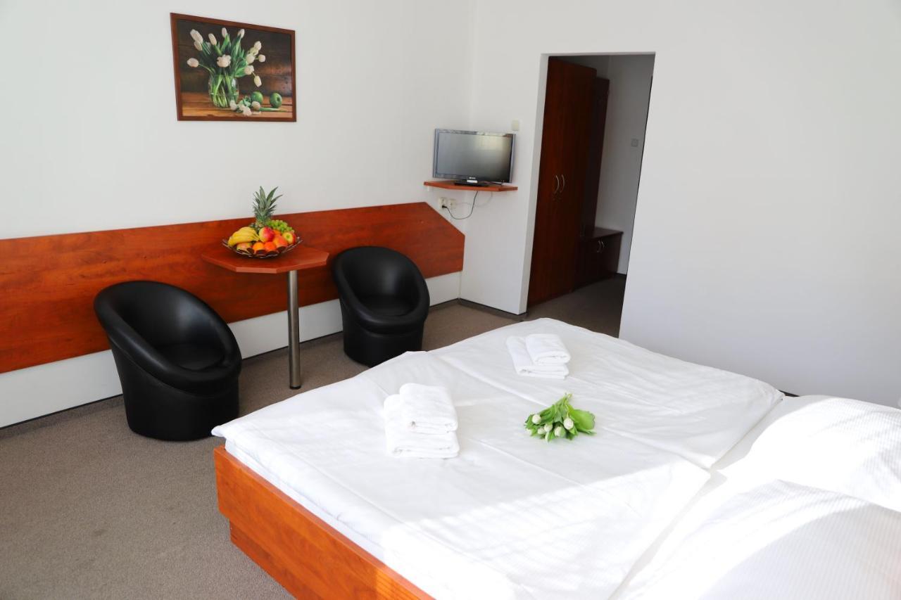Hotel Rezident Turčianske Teplice 외부 사진