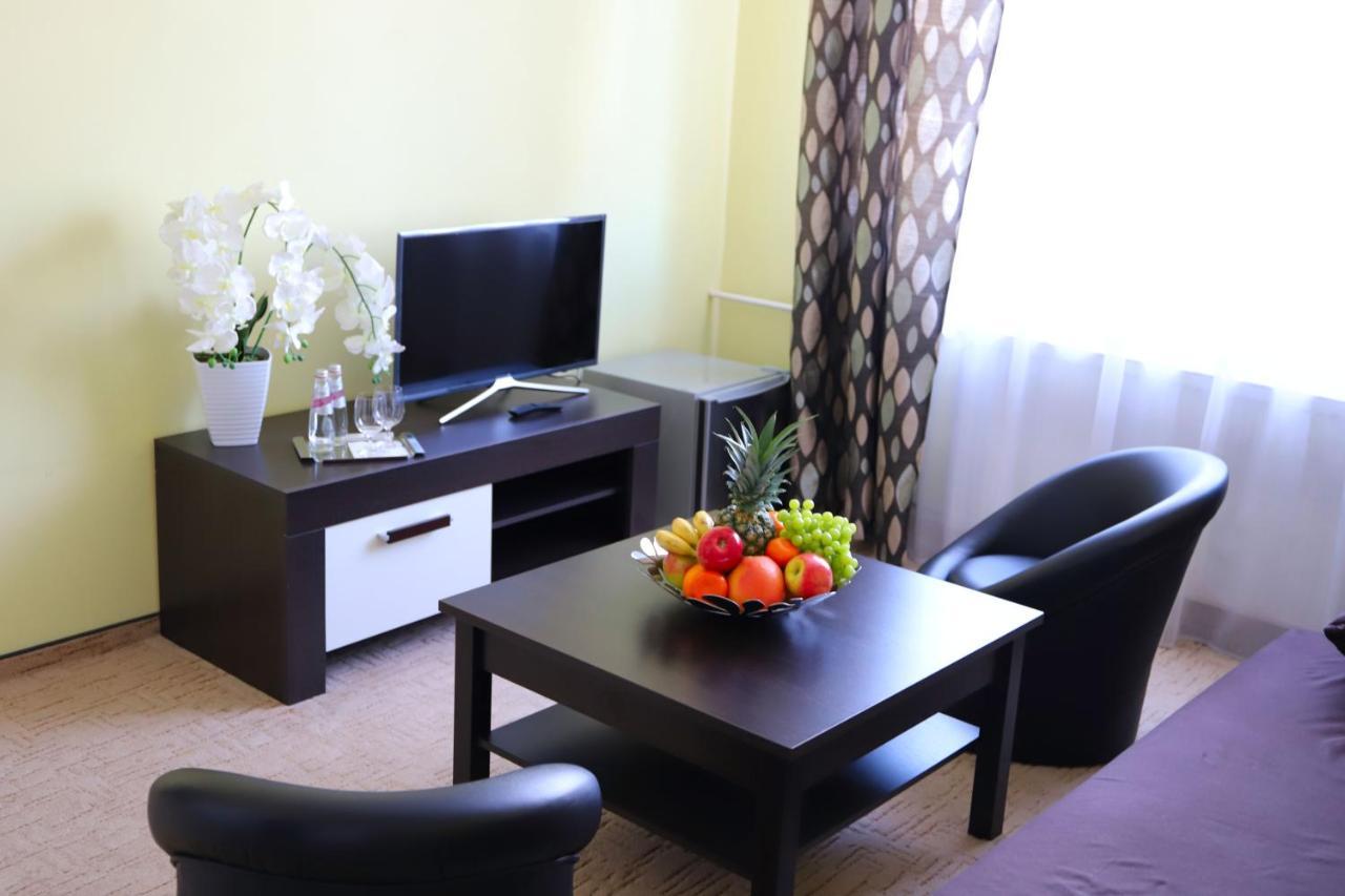 Hotel Rezident Turčianske Teplice 외부 사진