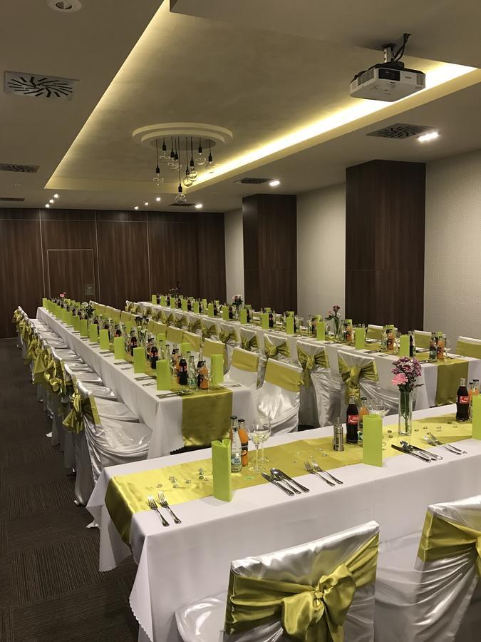 Hotel Rezident Turčianske Teplice 외부 사진